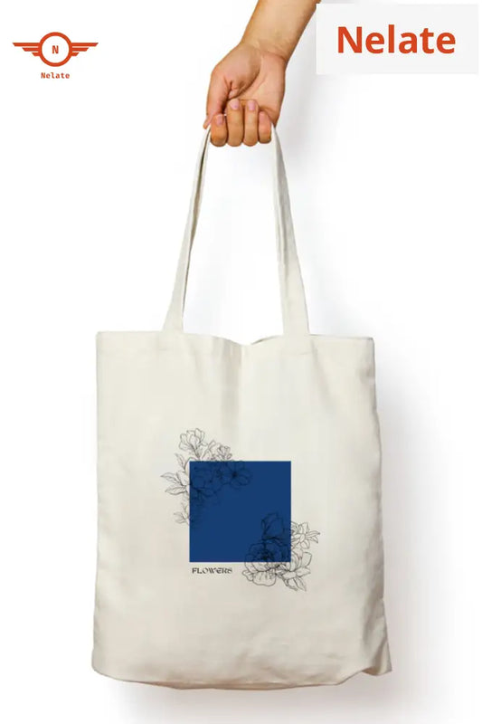 ’Floral Theme’ Tote Bag Zipper White / Standard
